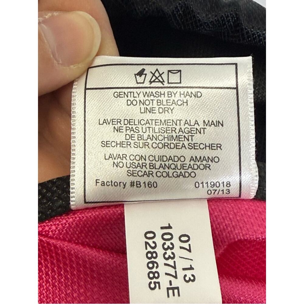 adidas Black and Pink Drawstring Backpack with Front Zip Pocket. Good used cond! - Picture 5 of 5